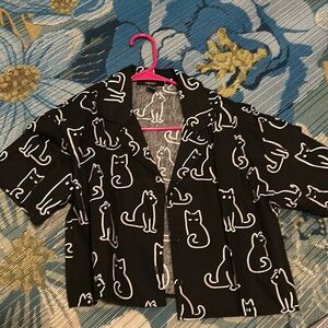 Cute boxy cat shirt